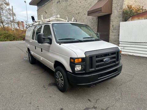 2010 Ford E-Series E-250