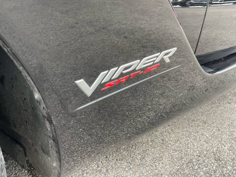 2004 Dodge Viper SRT-10