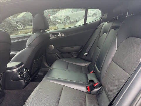 2019 Kia Stinger GT1