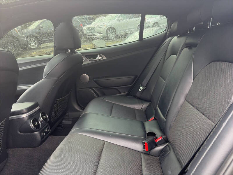 2019 Kia Stinger GT1