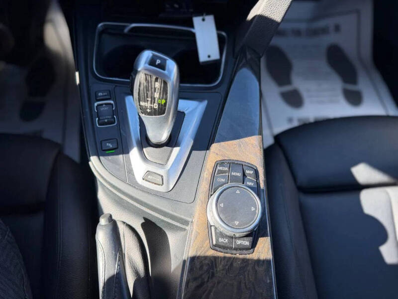 2017 BMW 3 Series 330e iPerformance