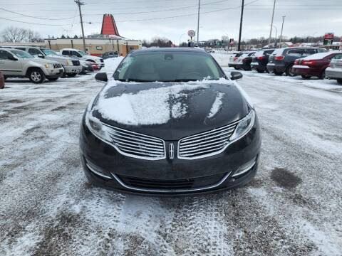 2013 Lincoln MKZ Hybrid for sale at SPECIALTY CARS INC in Faribault MN