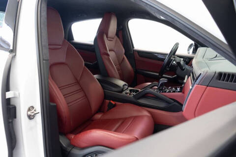 2022 Porsche Cayenne Turbo GT