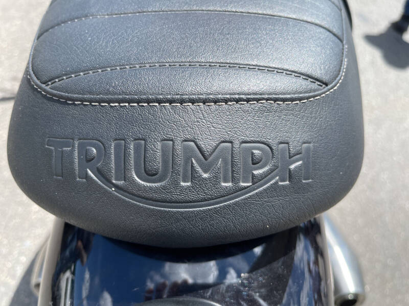 2016 Triumph Mcy