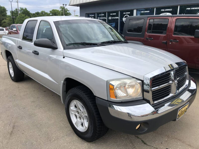 2005 Dodge Dakota SLT