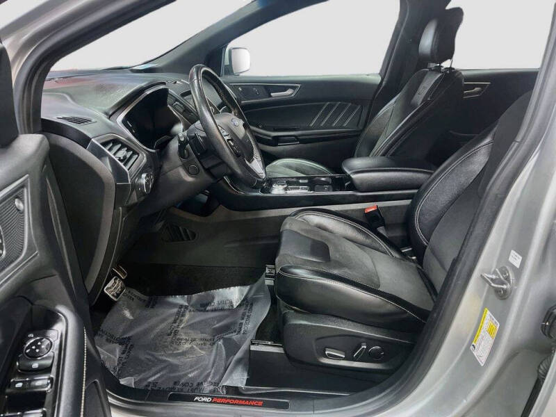 2019 Ford Edge ST