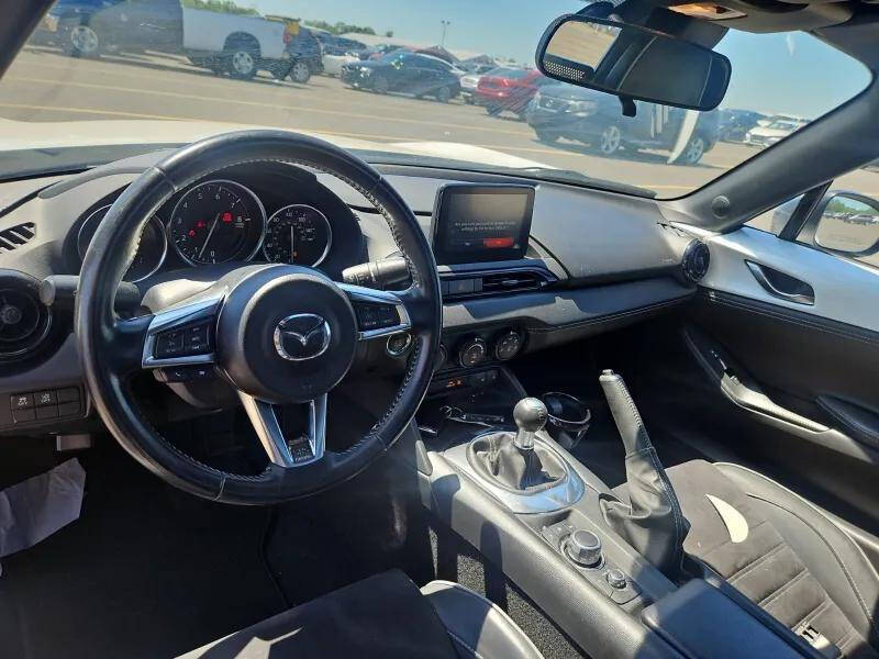 2020 Mazda MX-5 Miata Club