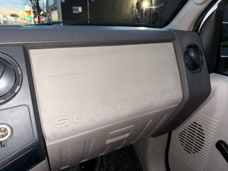 2008 Ford F-350 Super Duty XL