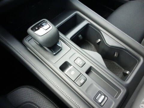 2025 Nissan Pathfinder S