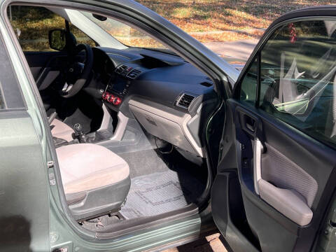 2017 Subaru Forester 2.5i