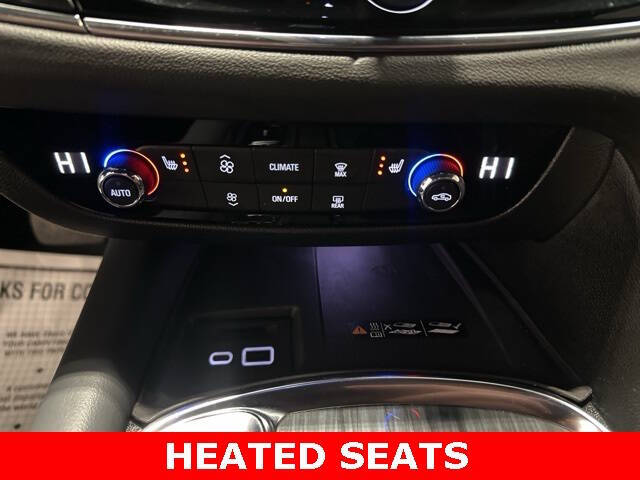 2024 Buick Enclave Essence