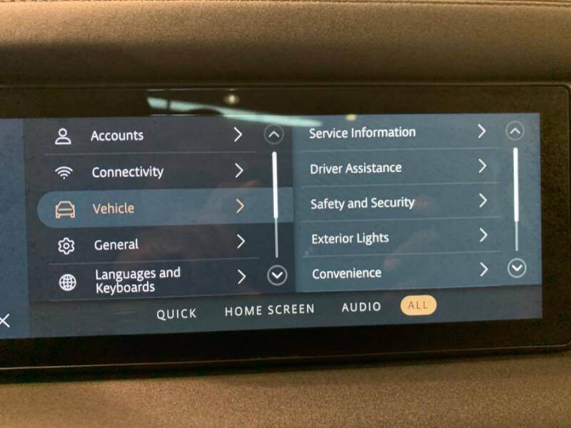 2020 Land Rover Defender 110 S