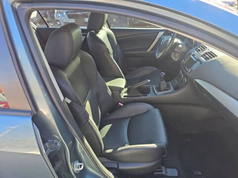 2013 Mazda MAZDA3 i Grand Touring