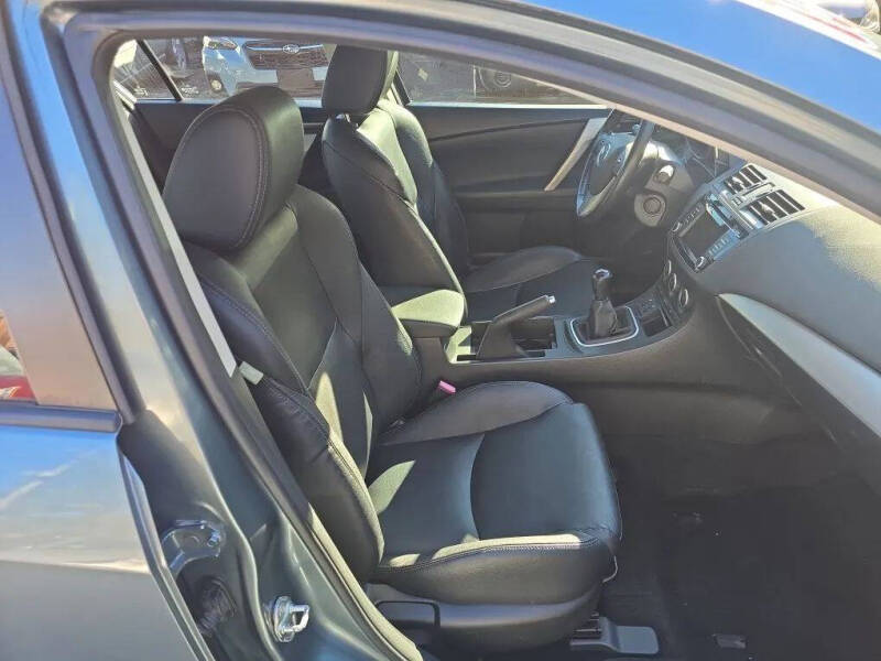 2013 Mazda MAZDA3 i Grand Touring