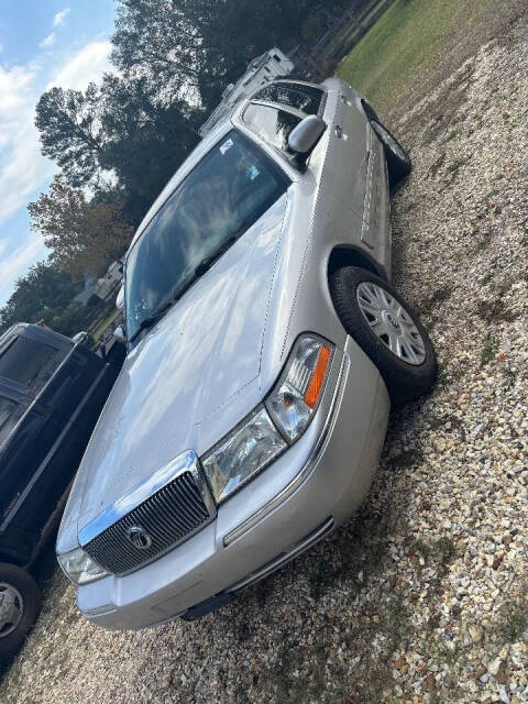 2005 Mercury Grand Marquis GS's photo