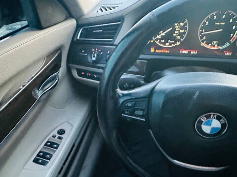 2012 BMW 7 Series 750Li xDrive