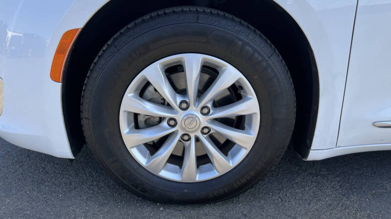2018 Chrysler Pacifica Touring L