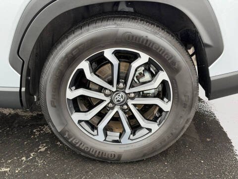 2024 Toyota Corolla Cross Hybrid