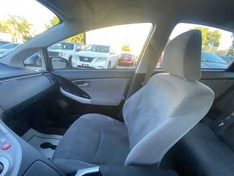 2014 Toyota Prius Three