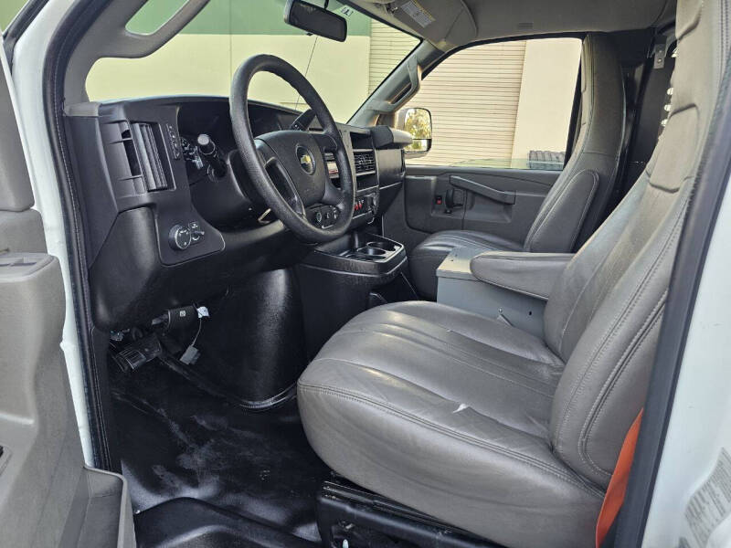 2016 Chevrolet Express 2500