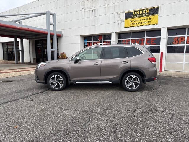 2022 Subaru Forester for sale at Auto Center of Columbus in Columbus OH