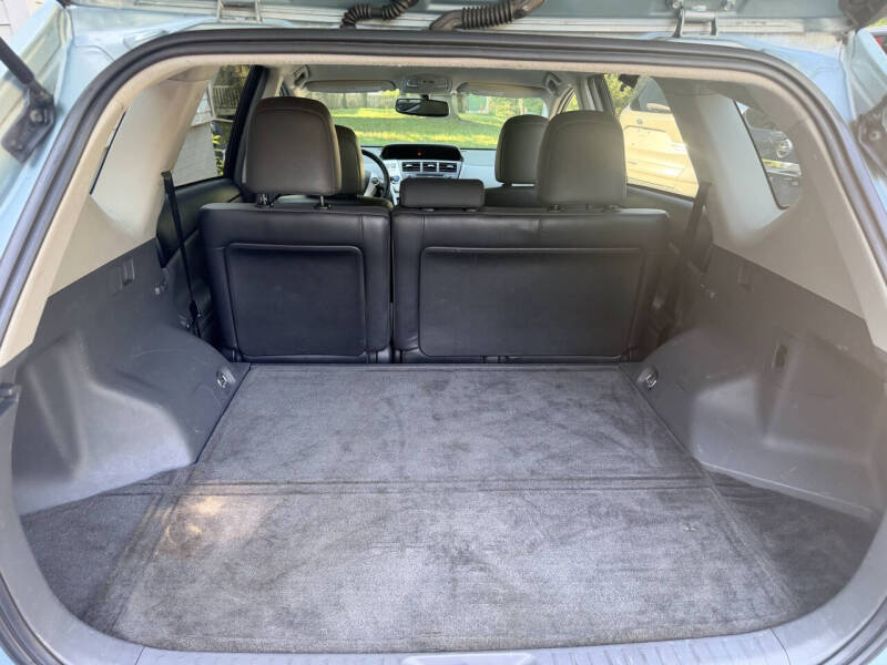 2013 Toyota Prius v Five
