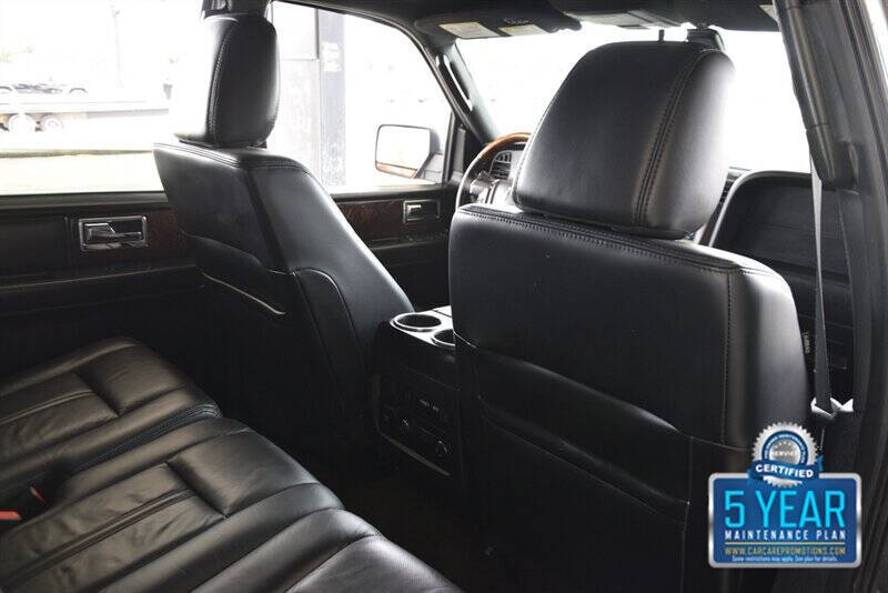 2016 Lincoln Navigator Select