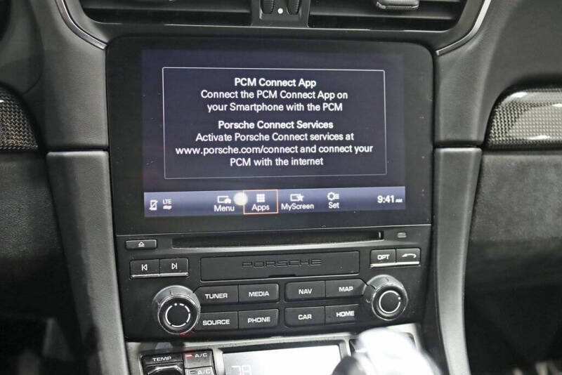 2018 Porsche 911 Carrera GTS