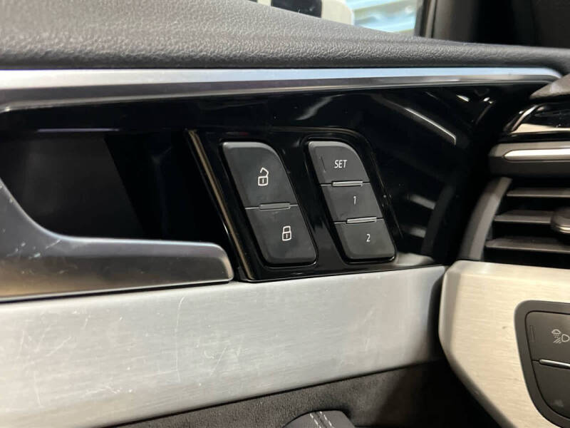2020 Audi A4 quattro Premium Plus 45 TFSI
