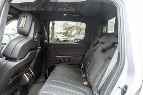 2023 Rivian R1T Adventure