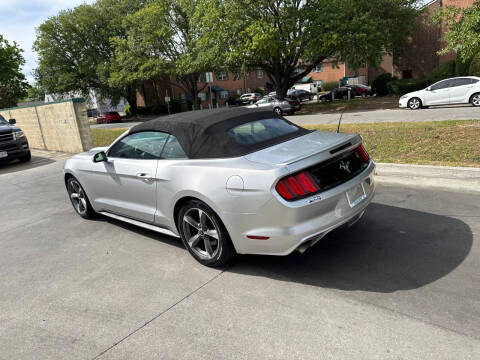 2017 Ford Mustang V6