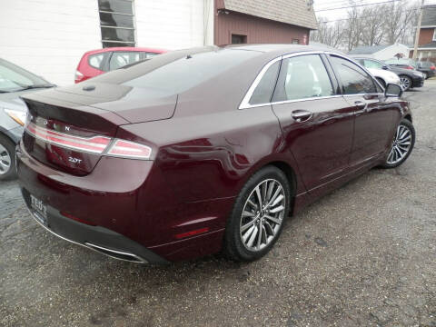 2017 Lincoln MKZ Select