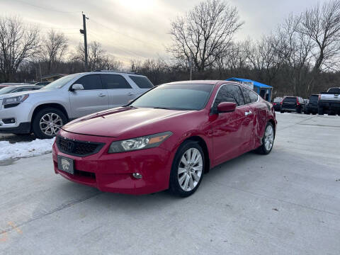 2010 Honda Accord for sale at Dutch and Dillon Car Sales in Lee's Summit MO