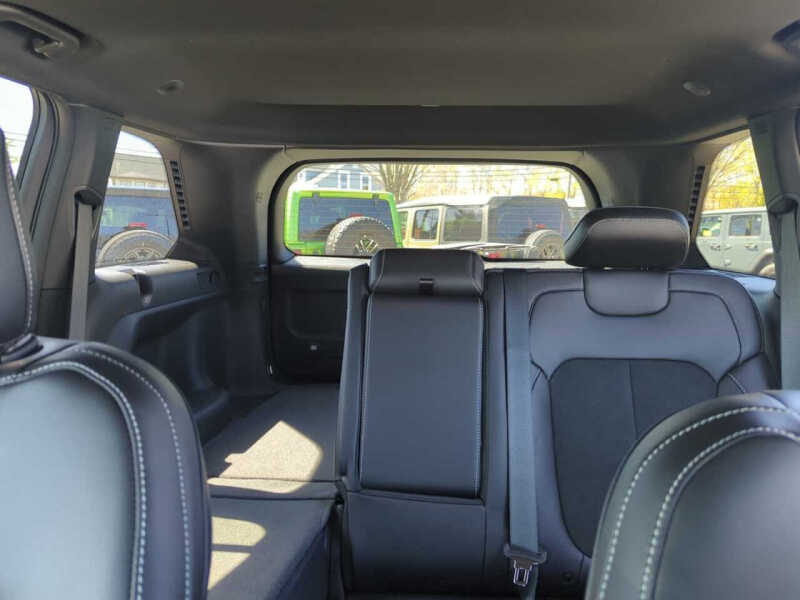 2026 Jeep Grand Cherokee Altitude