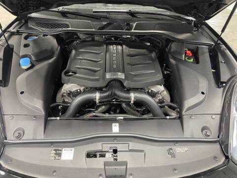 2016 Porsche Cayenne GTS
