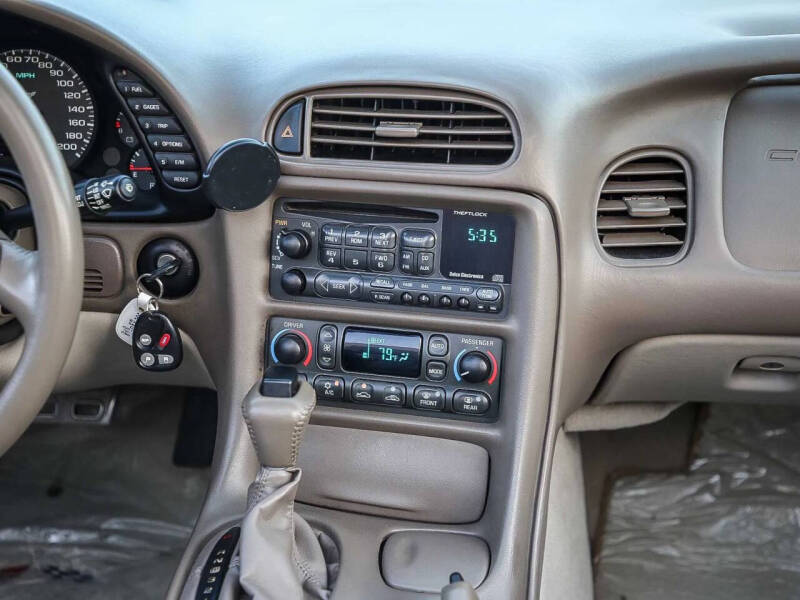 2003 Chevrolet Corvette