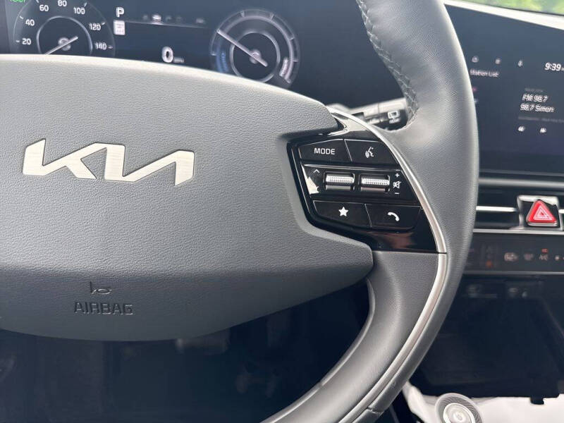 2025 Kia Niro EV Wind