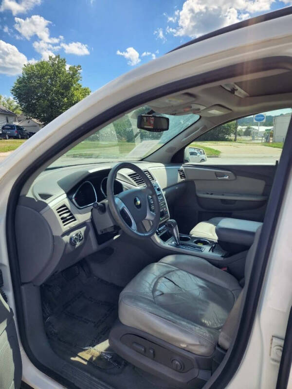 2011 Chevrolet Traverse LT