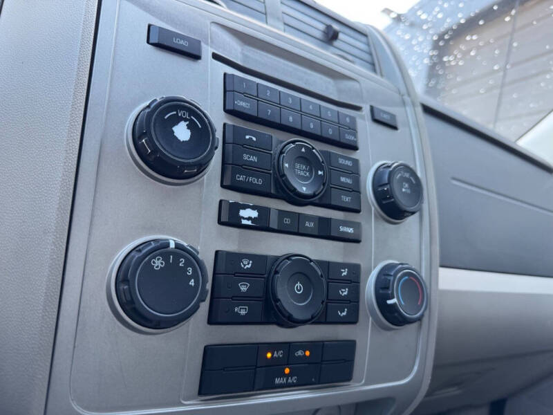 2009 Ford Escape XLT