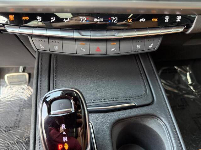 2024 Cadillac XT4 Sport