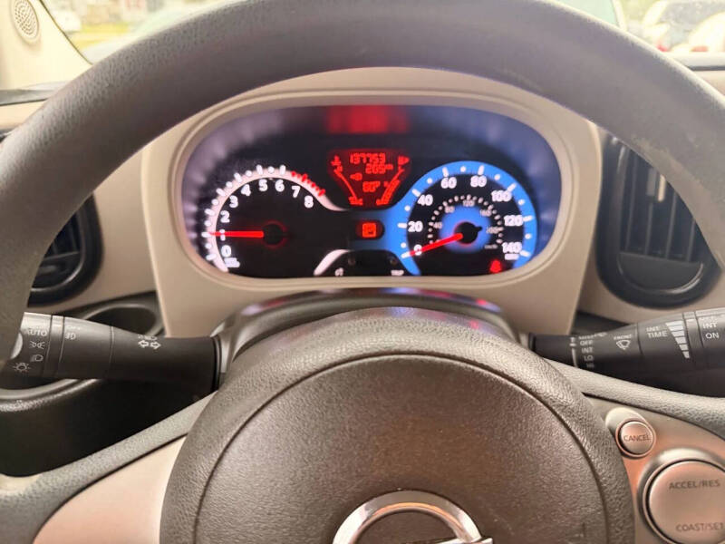 2009 Nissan cube