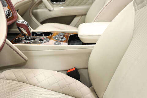 2020 Bentley Bentayga Hybrid