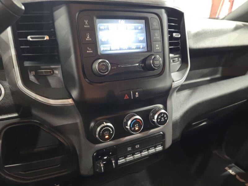 2024 RAM 3500 SLT