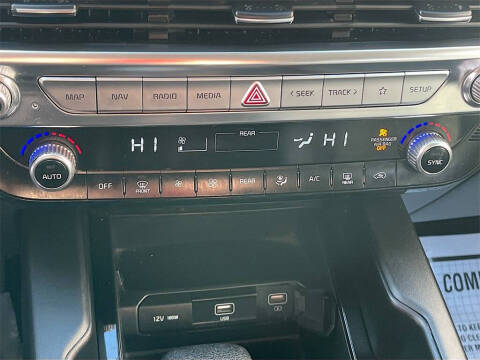 2022 Kia Telluride LX