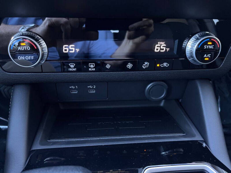 2026 Mitsubishi Outlander ES