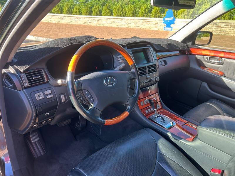 2004 Lexus LS 430