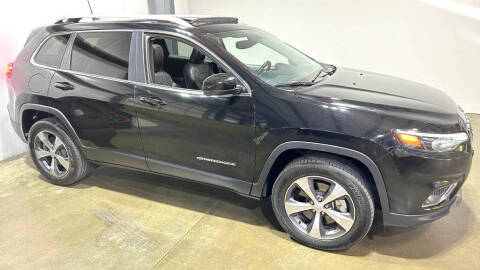 2020 Jeep Cherokee for sale at AutoDreams in Lee's Summit MO