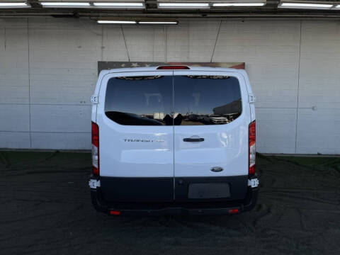 2017 Ford Transit