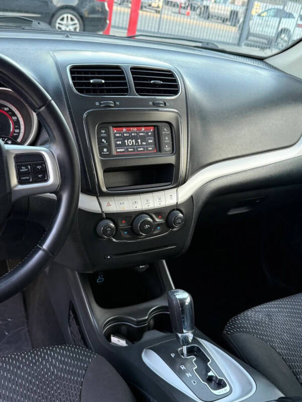 2019 Dodge Journey SE