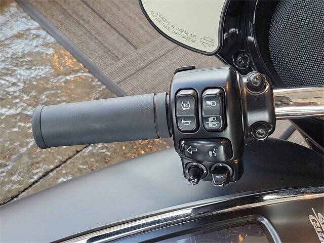 2022 Harley-Davidson Street Glide